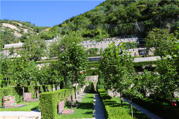 北京惠灵山陵园交通方便吗？惠灵山陵园电话
